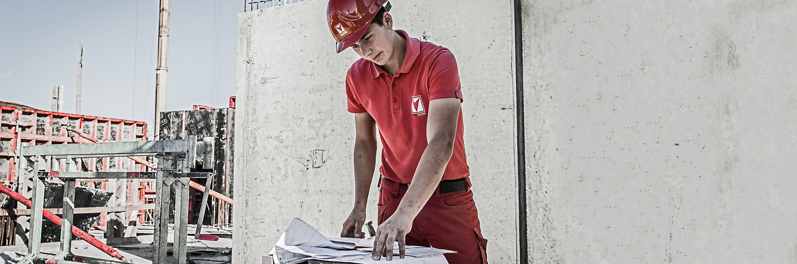 Deinen Beruf im Baugewerbe findest Du bei HANS FUCHS – Bauunternehmen, Betonwerk und Mustergärten.