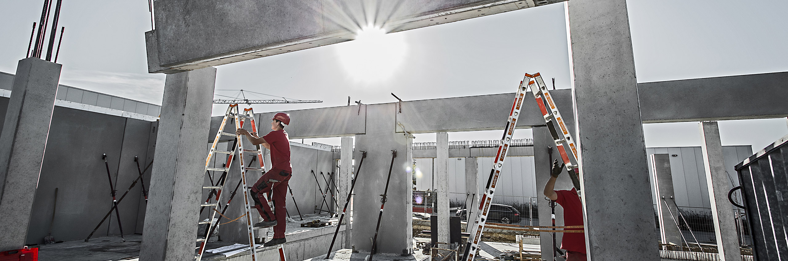 Bauunternehmen HANS FUCHS mit eigenen Betonfertigteilen aus dem Betonwerk.